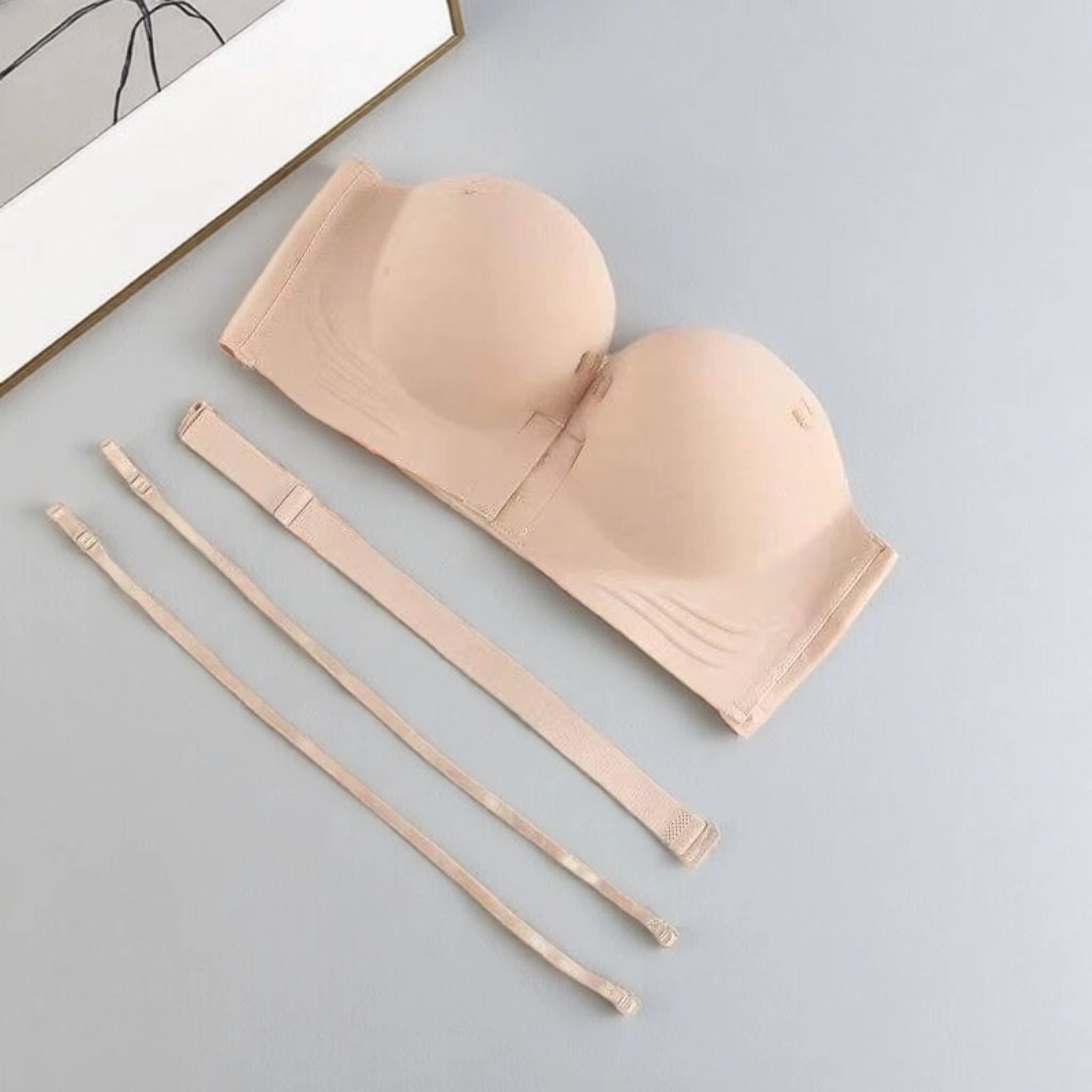 Hot Selling Seamless Wireless Front Closure Cup Bra Push up Comfort Invisible Wirefree off Shoulder Outfit Strapless Bra